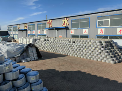 长胜镇 滴灌带回收再利用，助力生态与经济双赢